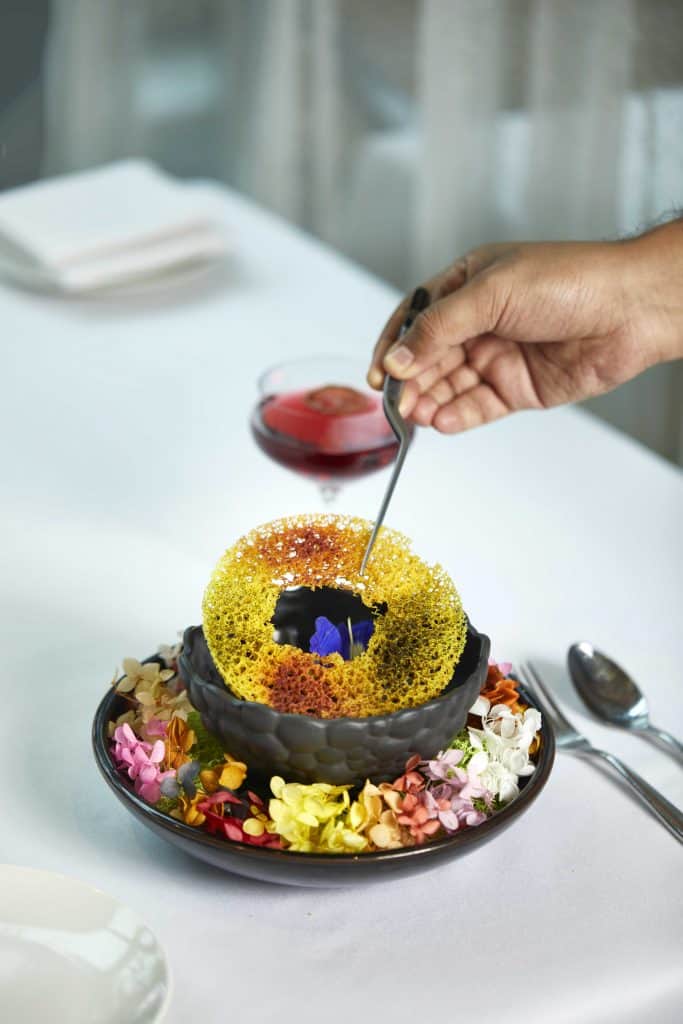 Irresistible Ghewar Chaat Recipe for a Joyful Holi 2025!