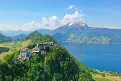 From helicopters to paragliding: 5 hotels offering jaw drop arrival