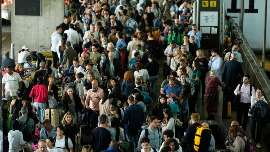 Spain and Portugal travel warning: flight delays and busy railway stations when power is returned