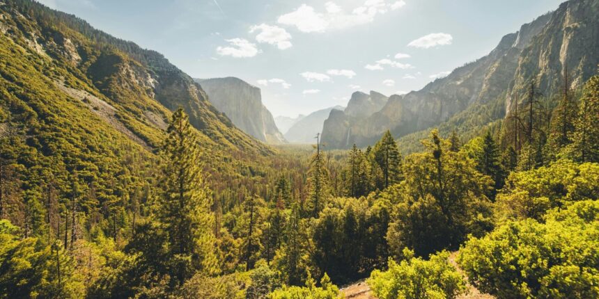 Yosemite will revive its 2025 reservation system