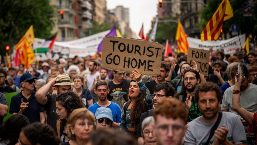 Removal of over 65,000 Airbnb tourist rentals in Spain
