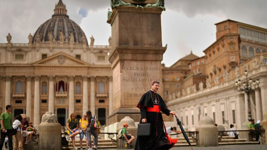 Where to see the white smoke: What to know about visiting Rome for the Conclave