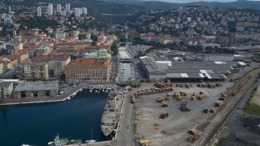 Polish Railway PKP launches direct railway links from Warsaw to Croatian Coast