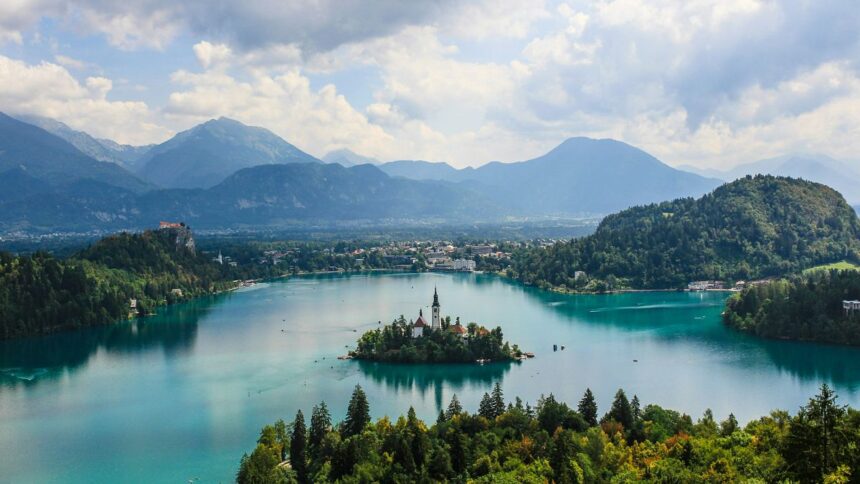 Slovenia has launched digital nomadic visas. This is who is eligible and how to apply