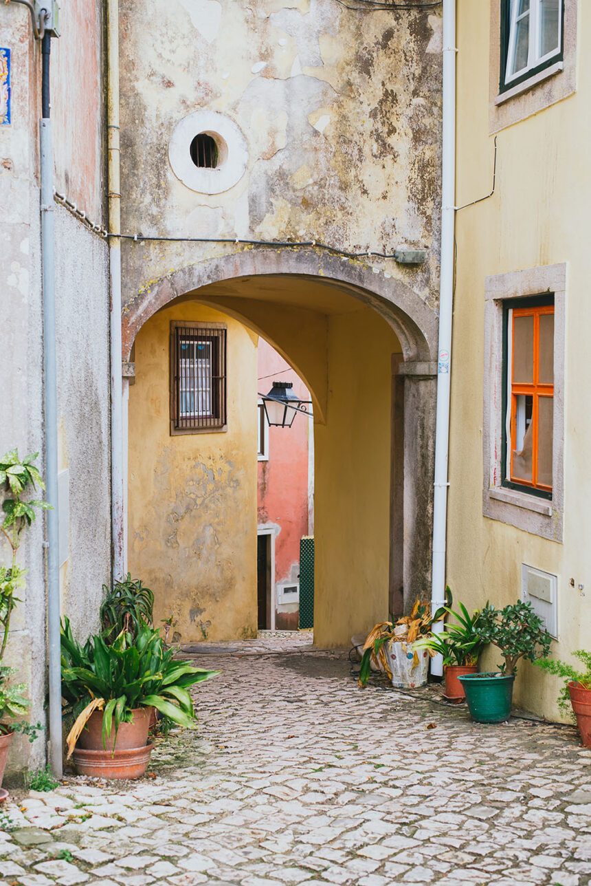 The perfect day trip from Lisbon: Visit Sintra and Kaske