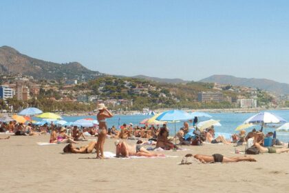 Are you visiting Malaga this summer? New tourist rules encourage visitors to stay quiet