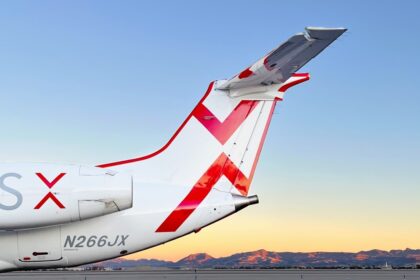 Semi-private airline JSX launches loyalty program