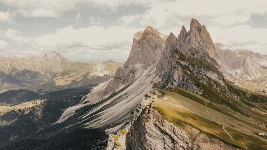 Dolomite landowners ask tourists to pay by scenic routes after 8,000 visitors arrive for a day